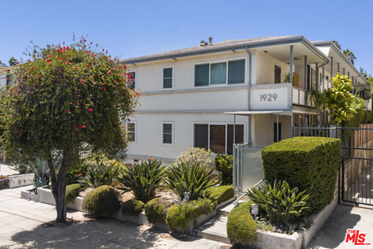 1 Bed Home for Sale in Los Angeles, California