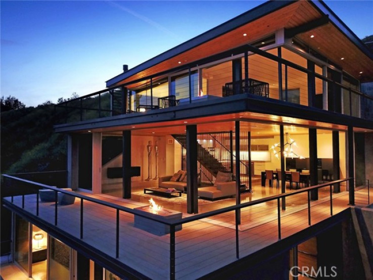 3 Bed Home for Sale in Los Angeles, California