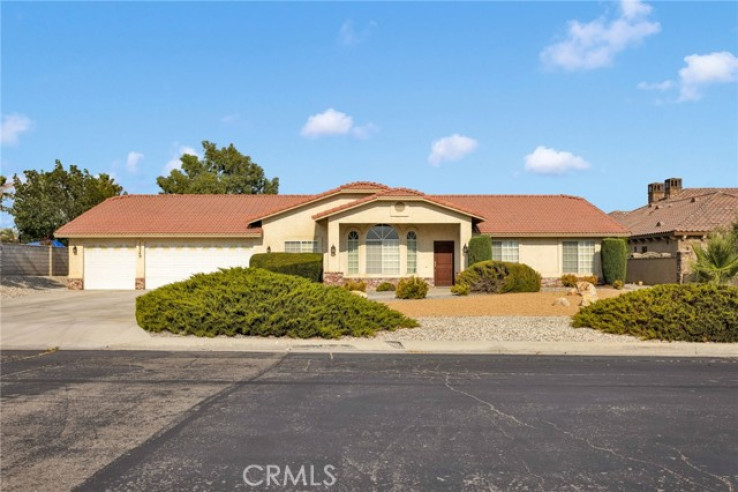 Residential Home in Apple Valley