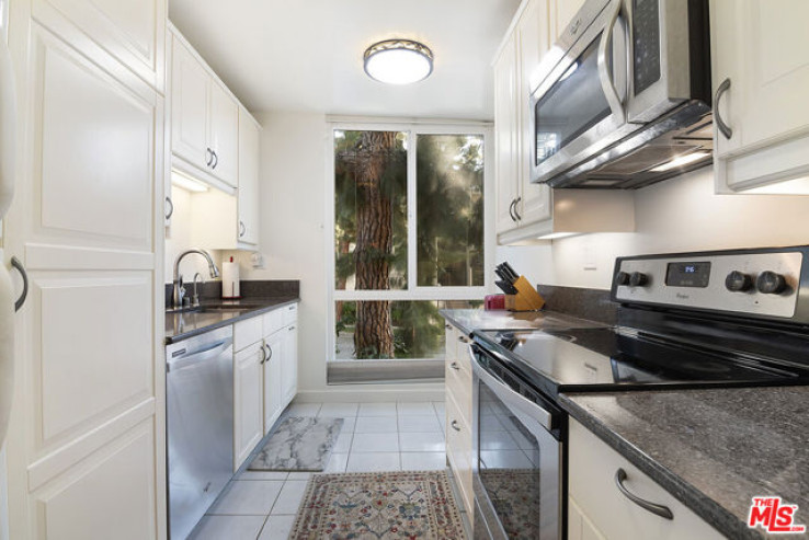 Residential Home in Culver City