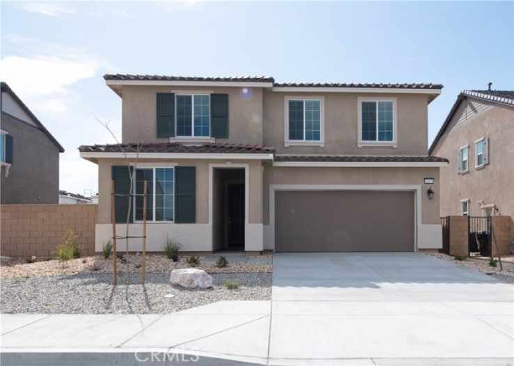 Residential Home in Victorville