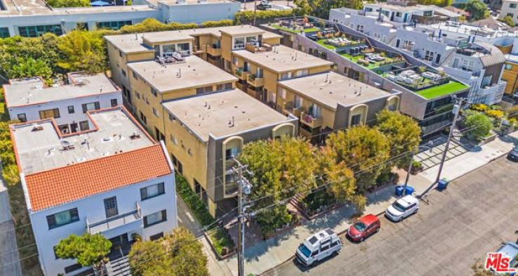  Income Home for Sale in Santa Monica, California