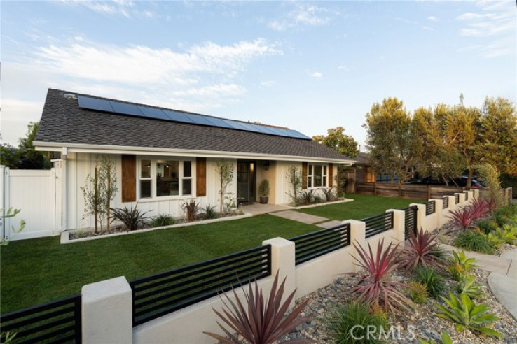 4 Bed Home for Sale in Costa Mesa, California