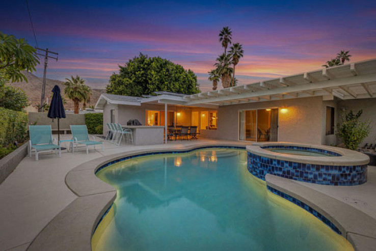 2 Bed Home for Sale in Palm Desert, California