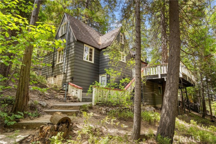 3 Bed Home for Sale in Lake Arrowhead, California