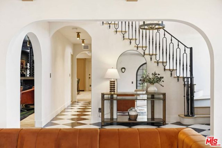 4 Bed Home for Sale in Los Angeles, California