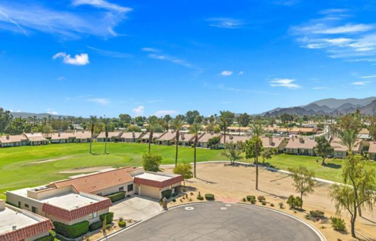 2 Bed Home for Sale in Palm Desert, California