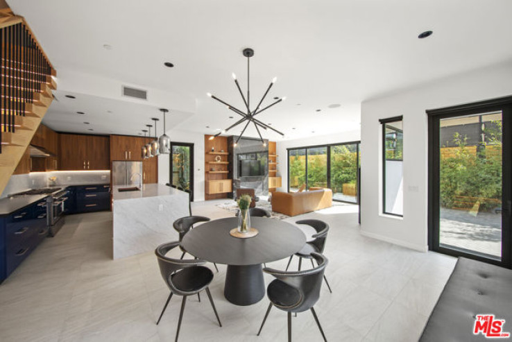 2 Bed Home for Sale in Santa Monica, California