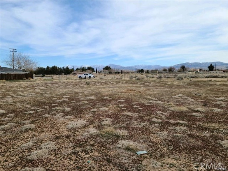 Land in Palmdale