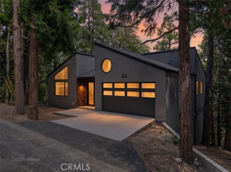 3 Bed Home for Sale in Lake Arrowhead, California