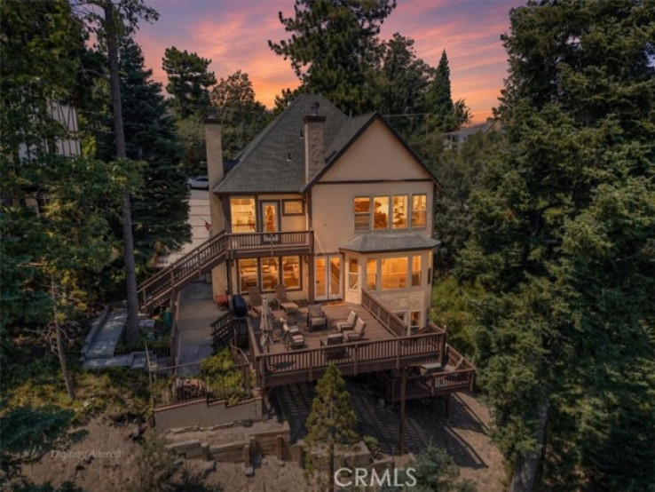 4 Bed Home for Sale in Lake Arrowhead, California