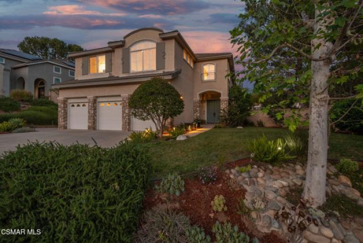 5 Bed Home for Sale in Oak Park, California