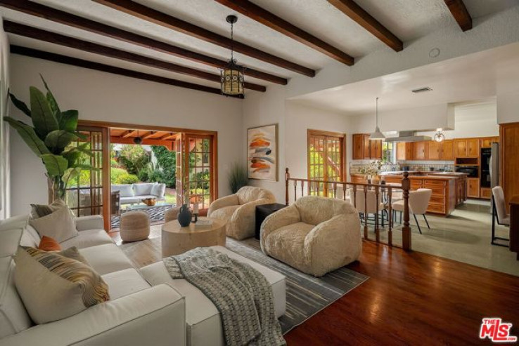 4 Bed Home for Sale in Santa Monica, California