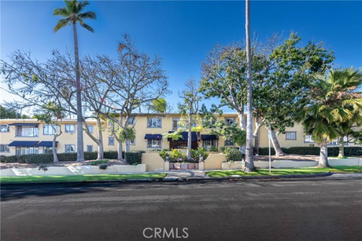 2 Bed Home for Sale in Los Angeles, California