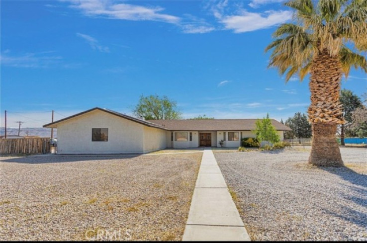 Residential Home in Apple Valley