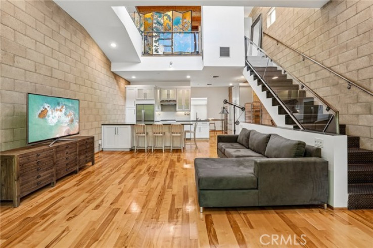 2 Bed Home for Sale in Los Angeles, California