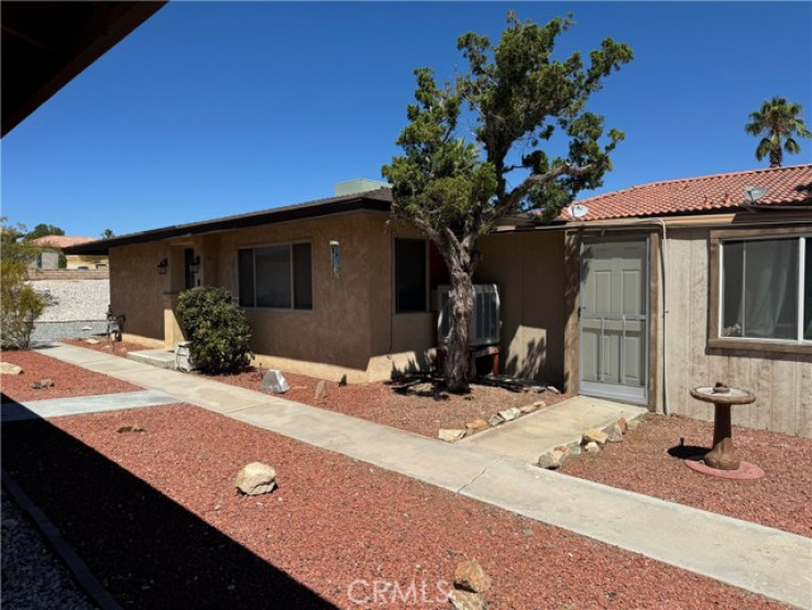 Residential Home in Apple Valley
