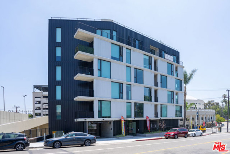  Income Home for Sale in Los Angeles, California