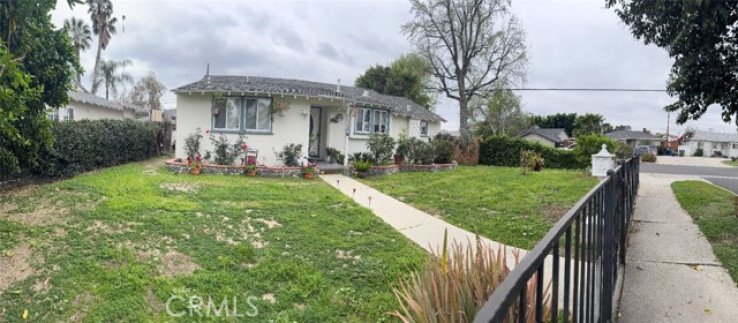5 Bed Home for Sale in Van Nuys, California
