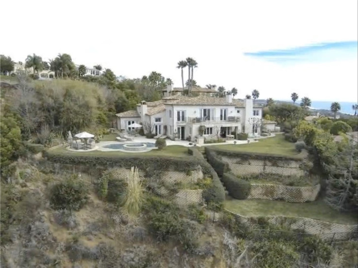5 Bed Home for Sale in Malibu, California