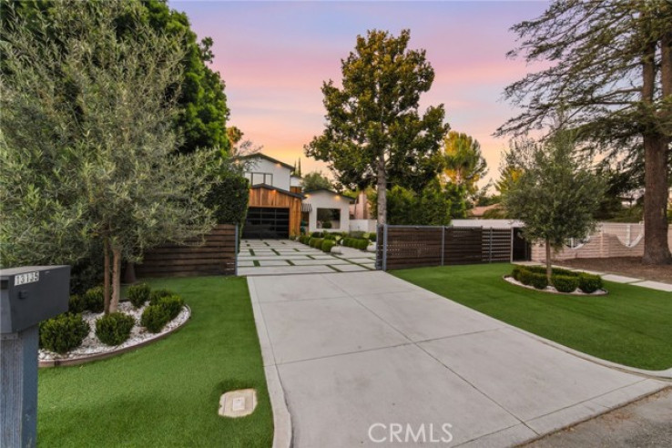Residential Home in Sherman Oaks
