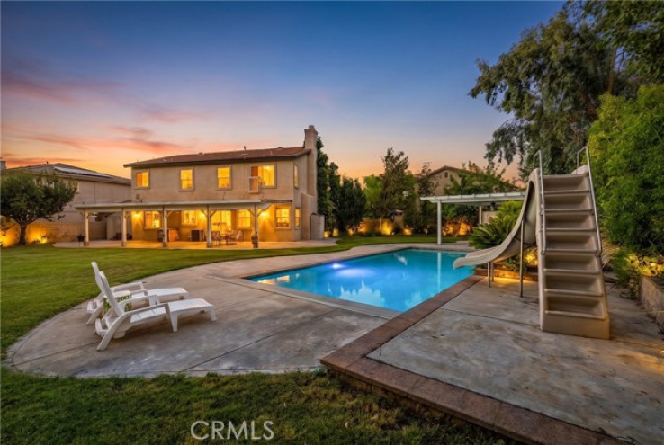 6 Bed Home for Sale in Palmdale, California