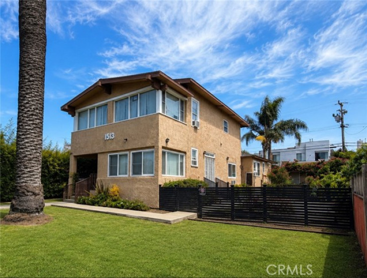  Commercial for Sale in Santa Monica, California