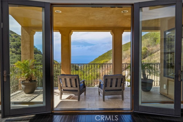5 Bed Home for Sale in Malibu, California