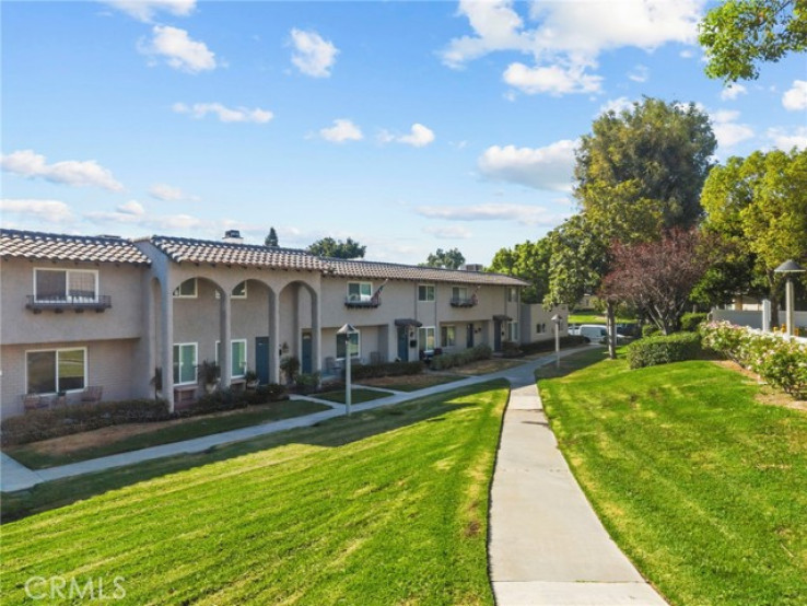 2 Bed Home for Sale in Newhall, California