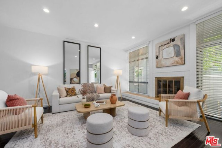 2 Bed Home for Sale in Santa Monica, California