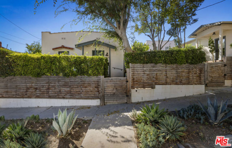 2 Bed Home for Sale in Los Angeles, California