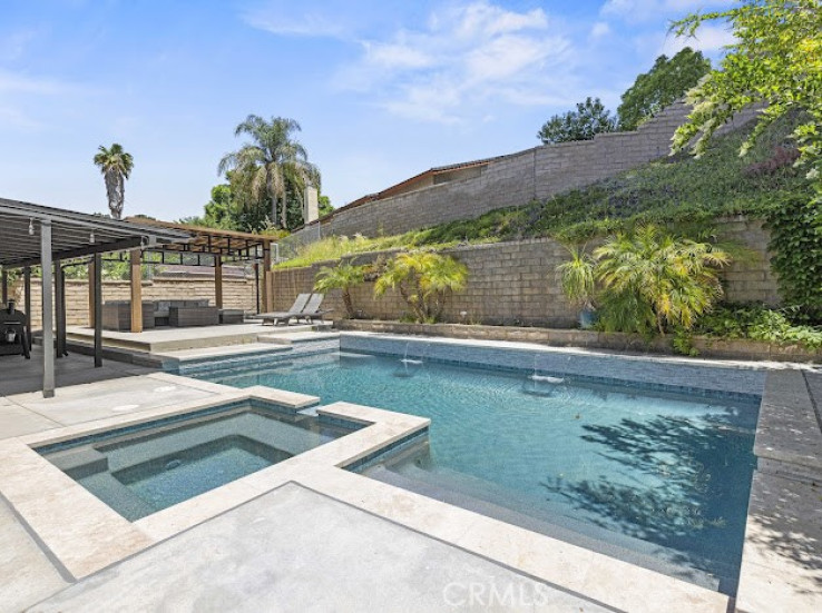 4 Bed Home for Sale in Saugus, California