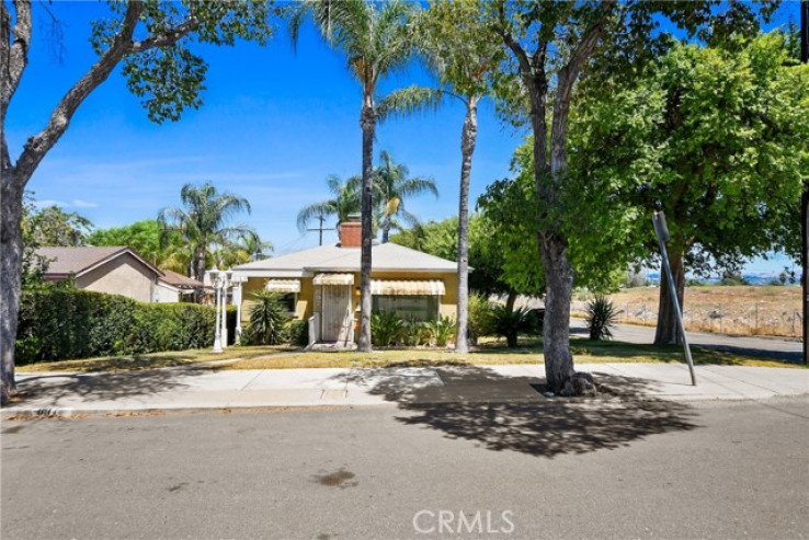 2 Bed Home for Sale in San Bernardino, California