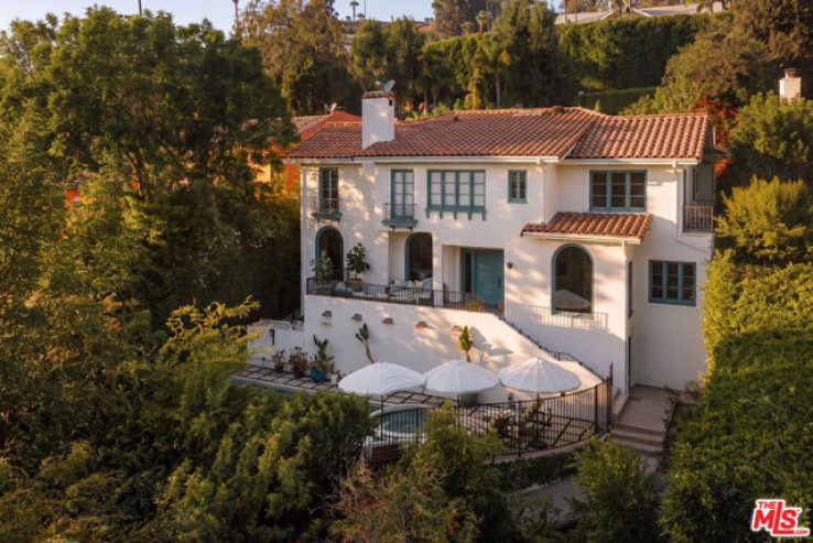 5 Bed Home for Sale in Los Angeles, California