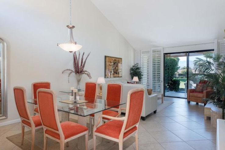 Residential Home in North Palm Desert