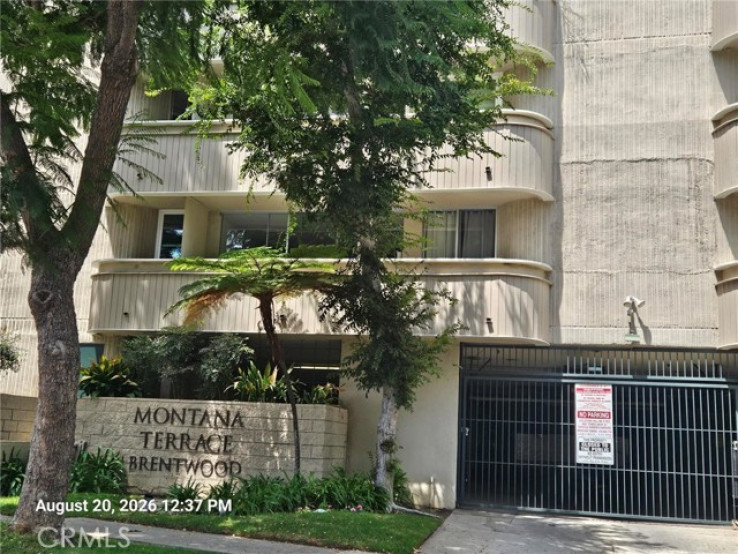 1 Bed Home for Sale in Los Angeles, California