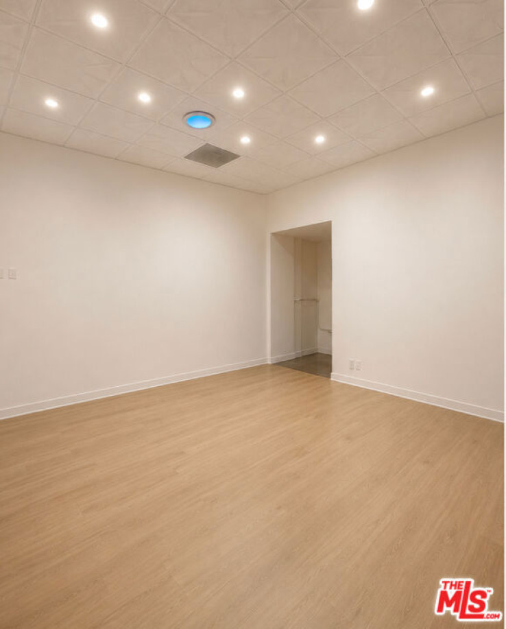 Commercial Lease in Beverly Hills