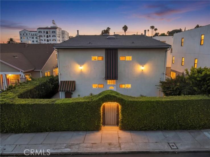  Income Home for Sale in Los Angeles, California
