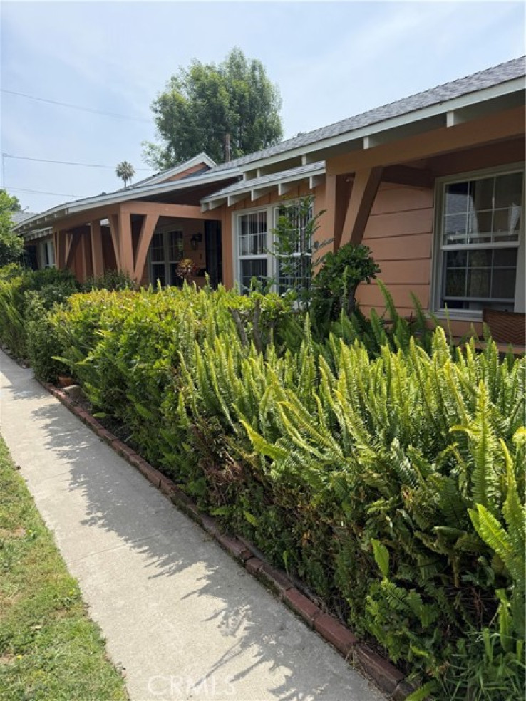  Income Home for Sale in North Hollywood, California