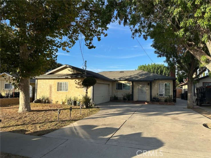 5 Bed Home for Sale in Newhall, California