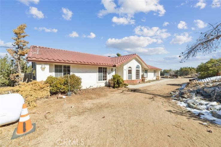 3 Bed Home for Sale in Pinon Hills, California