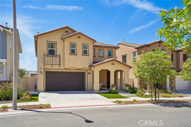 5 Bed Home for Sale in Newhall, California