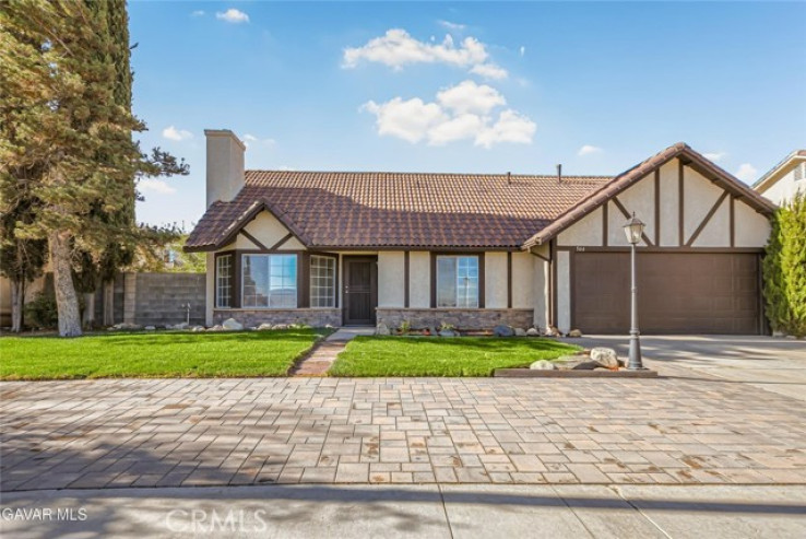 3 Bed Home for Sale in Palmdale, California