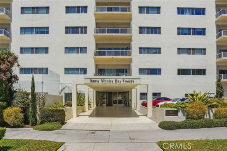3 Bed Home for Sale in Santa Monica, California