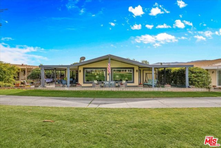 2 Bed Home for Sale in Palm Desert, California