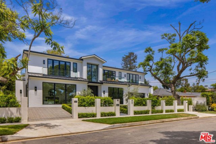 Residential Home in Brentwood