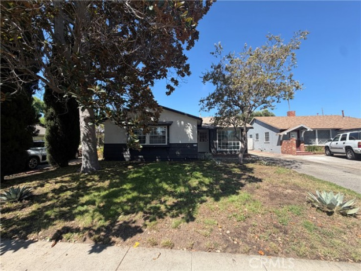 3 Bed Home for Sale in Van Nuys, California