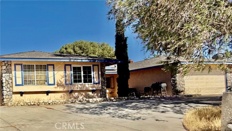 4 Bed Home for Sale in Palmdale, California