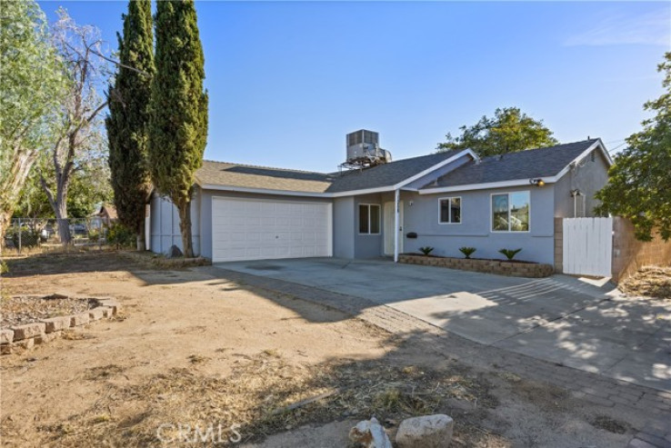 4 Bed Home for Sale in Palmdale, California