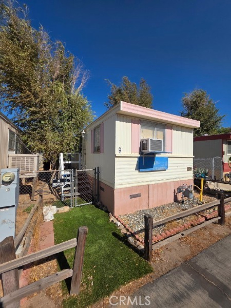 1 Bed Home for Sale in Apple Valley, California